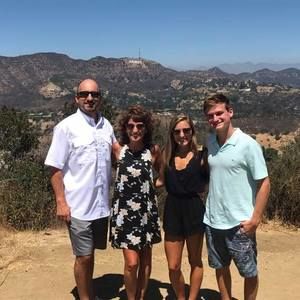 Meet your Posher, Flo